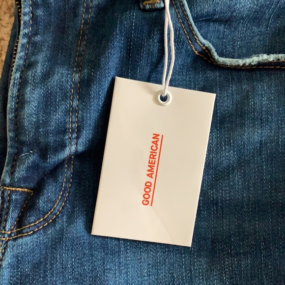 Good American Jeans - Picture 3 of 5